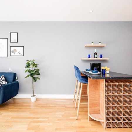 Cloud9Sa At The Charles Chertsey Apartment Bilik gambar