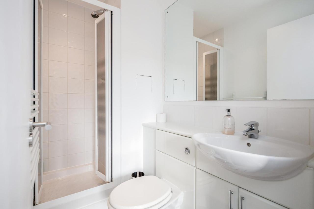 Cloud9Sa At The Charles Chertsey Apartment Bilik gambar